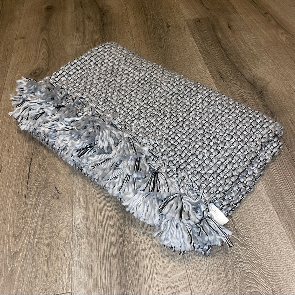 West Elm Home Marled Gray & Black Basket Weave Polyester‎ Tassel Rug